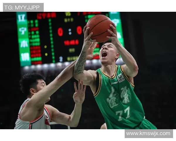 2016年CBA季后赛精彩对决辽宁队与江苏队的巅峰对抗回顾