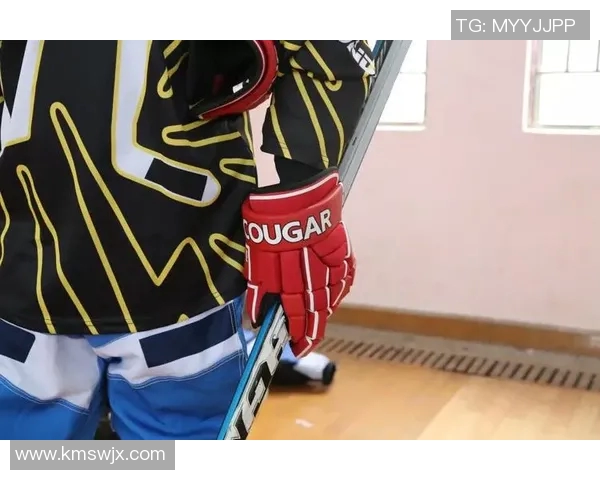 亚特兰特与美洲狮的激烈对决揭示足球战术与团队精神的完美结合 亚特兰特与美洲狮的激烈对决揭示足球战术与团队精神的完美结合