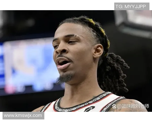 灰熊与猛龙激战开场镜头展现篮球魅力与激情对决的精彩瞬间